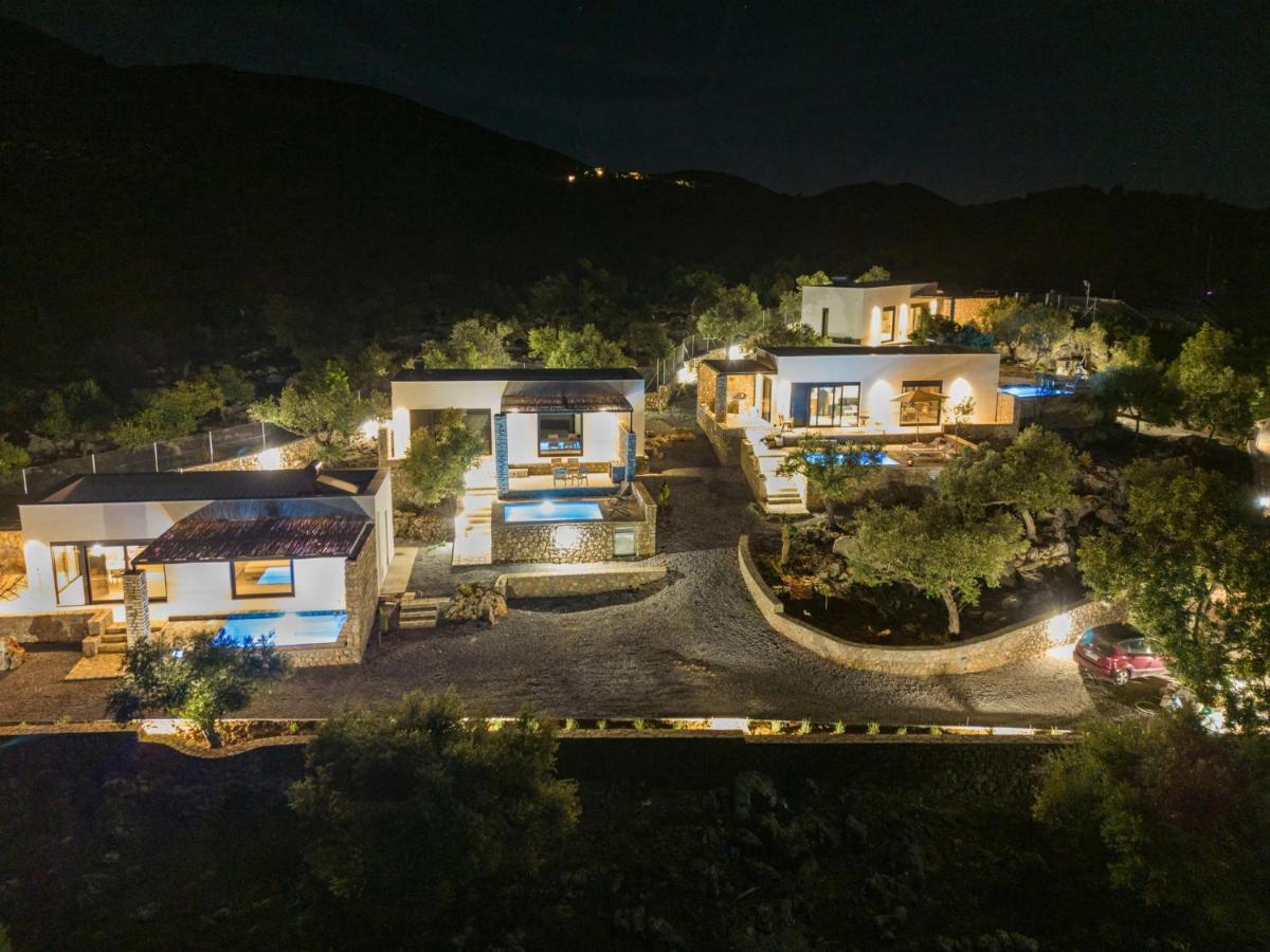 Casatino Villas Kalianeika Exterior foto